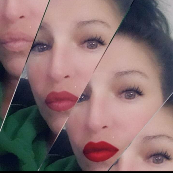 Meet your Posher, Kassey - Picture 1 of 1